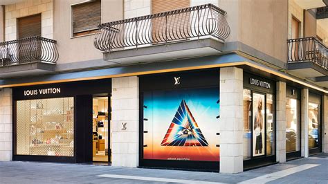 louis vuitton bari|Louis Vuitton Bari Store in Bari, Italia .